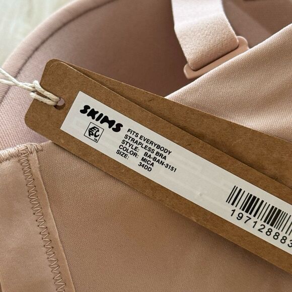 Skims Fits Everybody Strapless Bra Mica Size 34DD - Picture 6 of 6